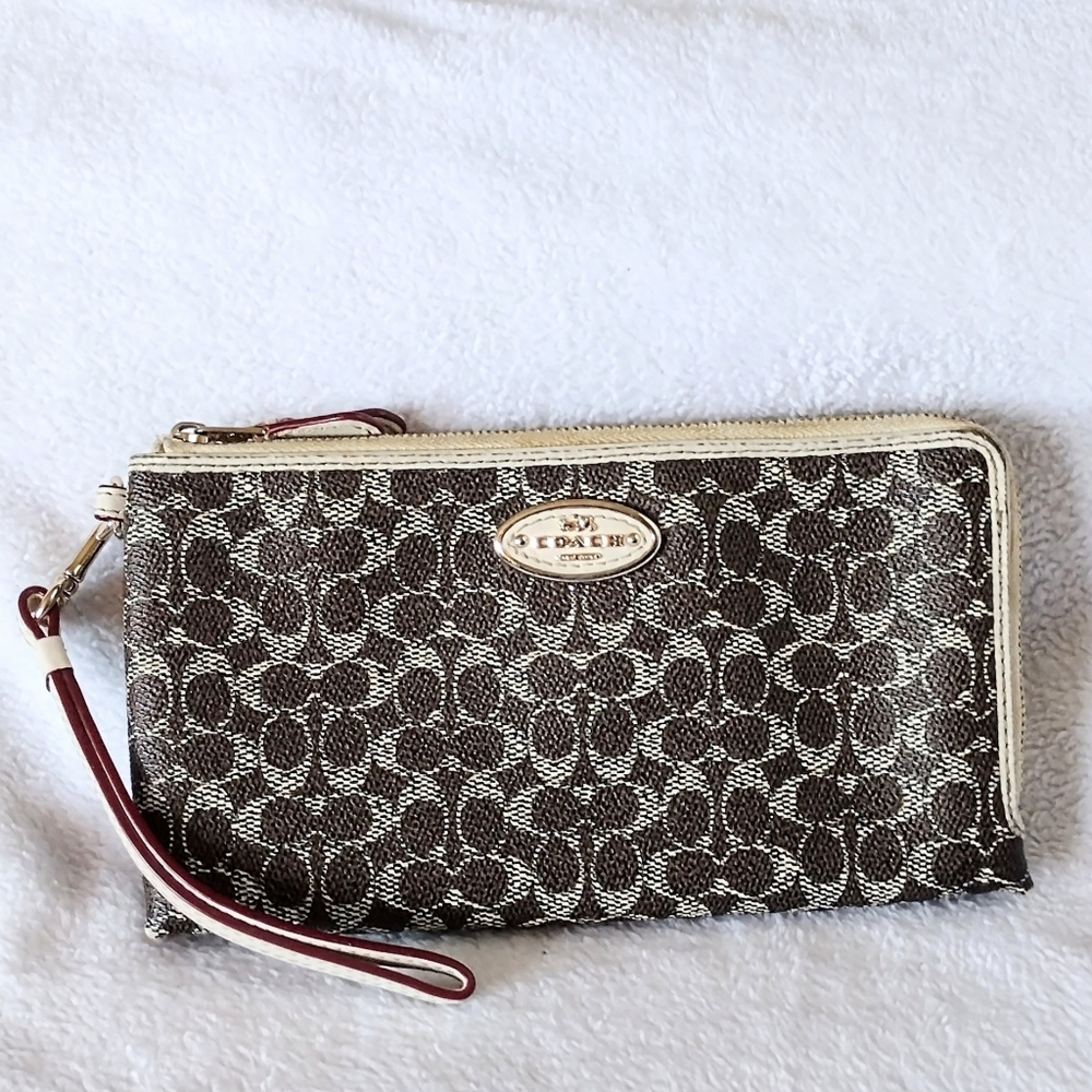 👜 Coach Saddle Apricot Signature Double Corner Zip Wristlet Wallet Clutch - Picture 2 of 9